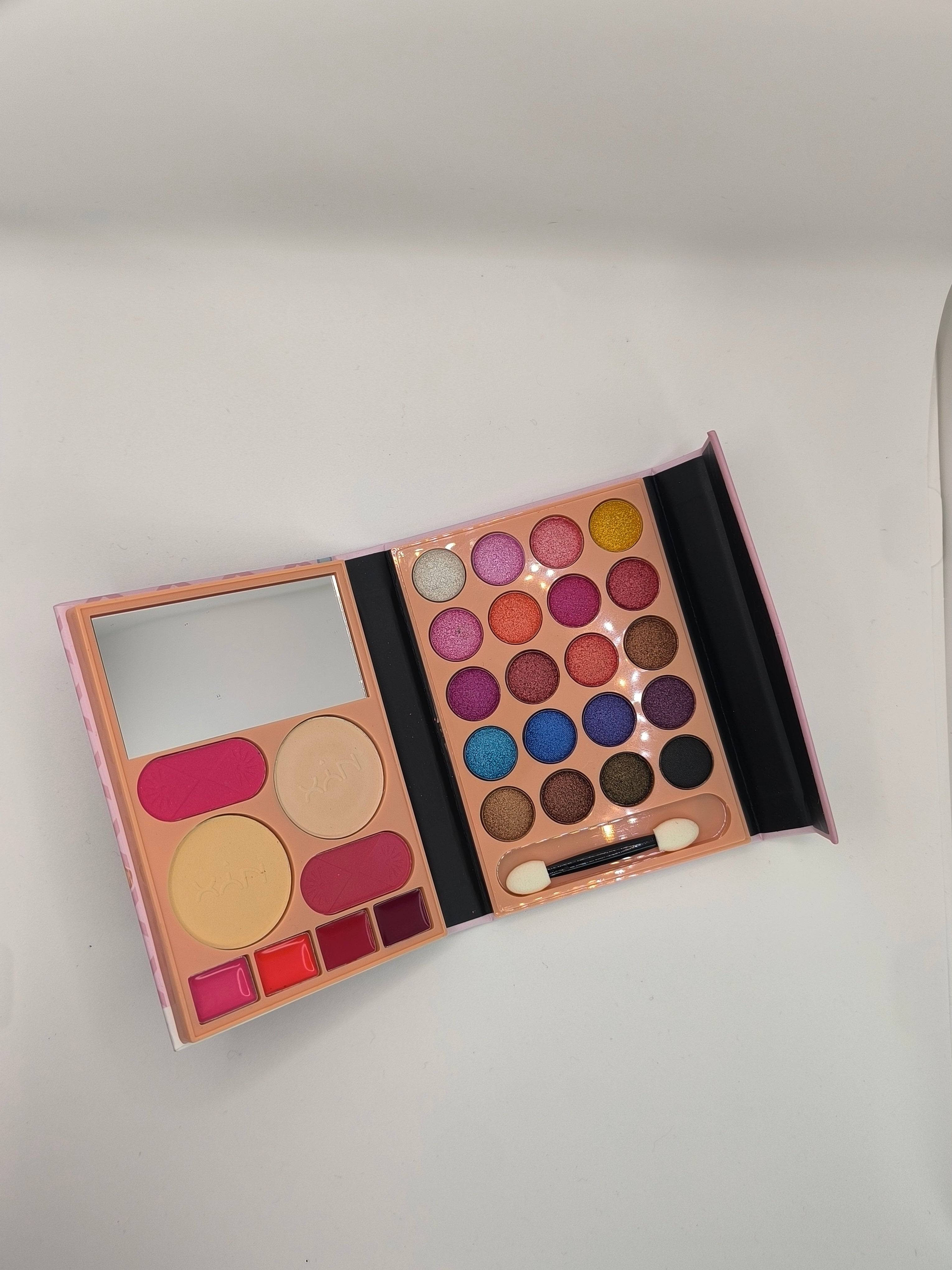 All-in-One Makeup Kit