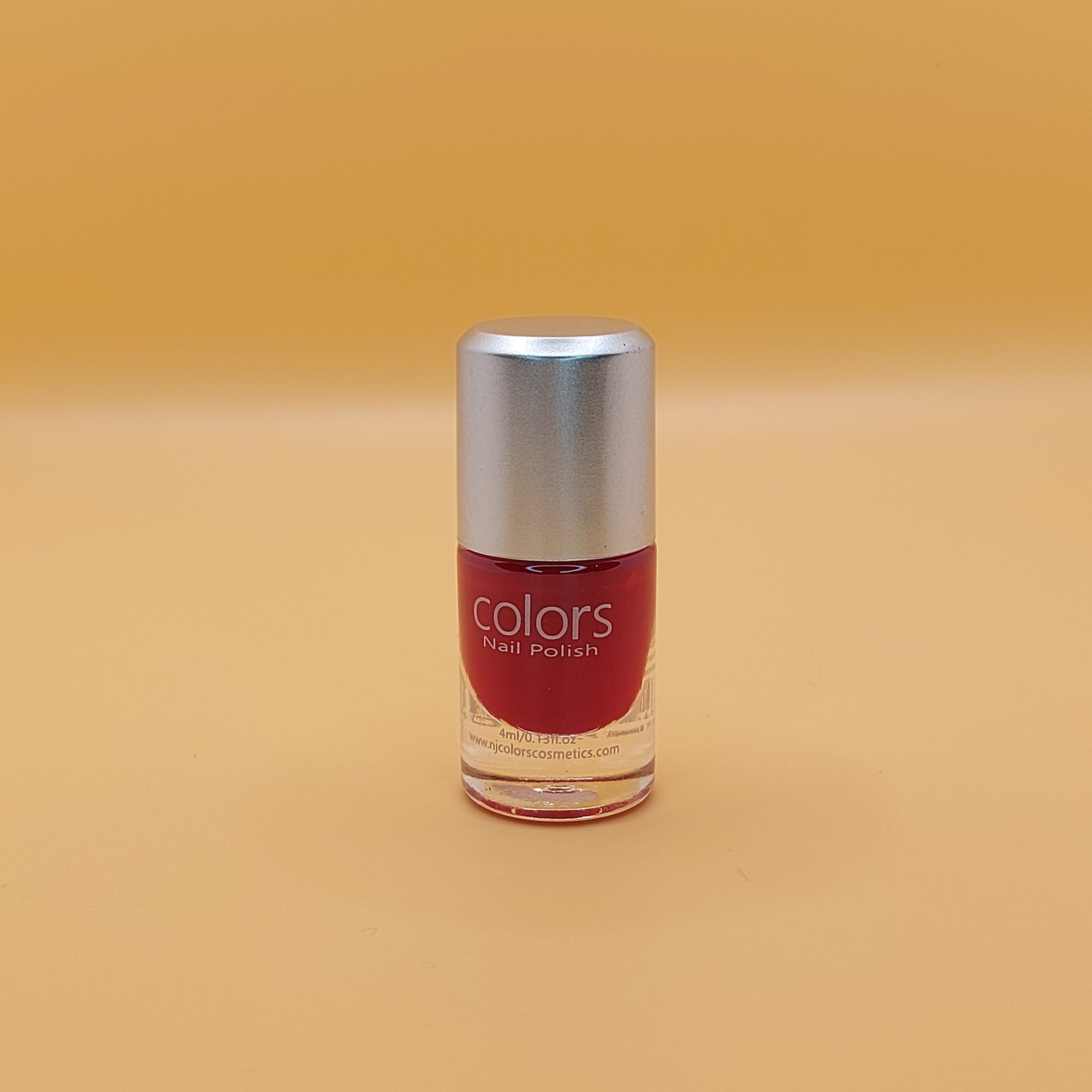 Colors nails polish