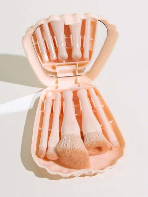 Shells Makeup Brush Mirror Box