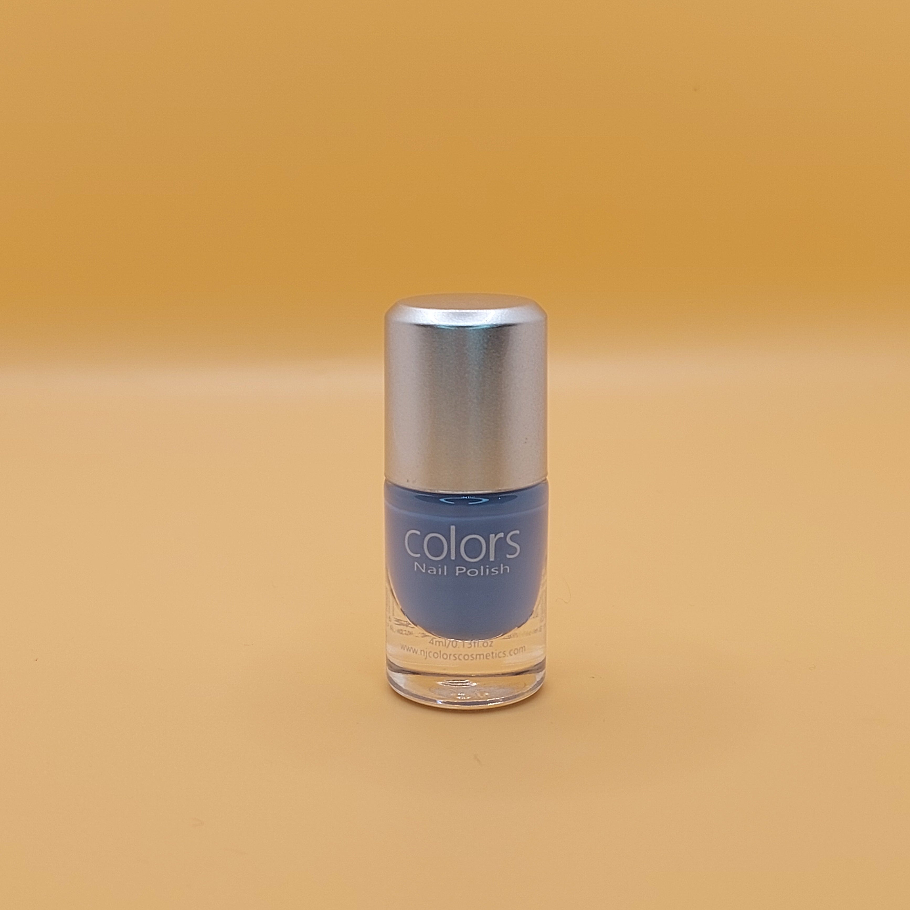 Colors nails polish