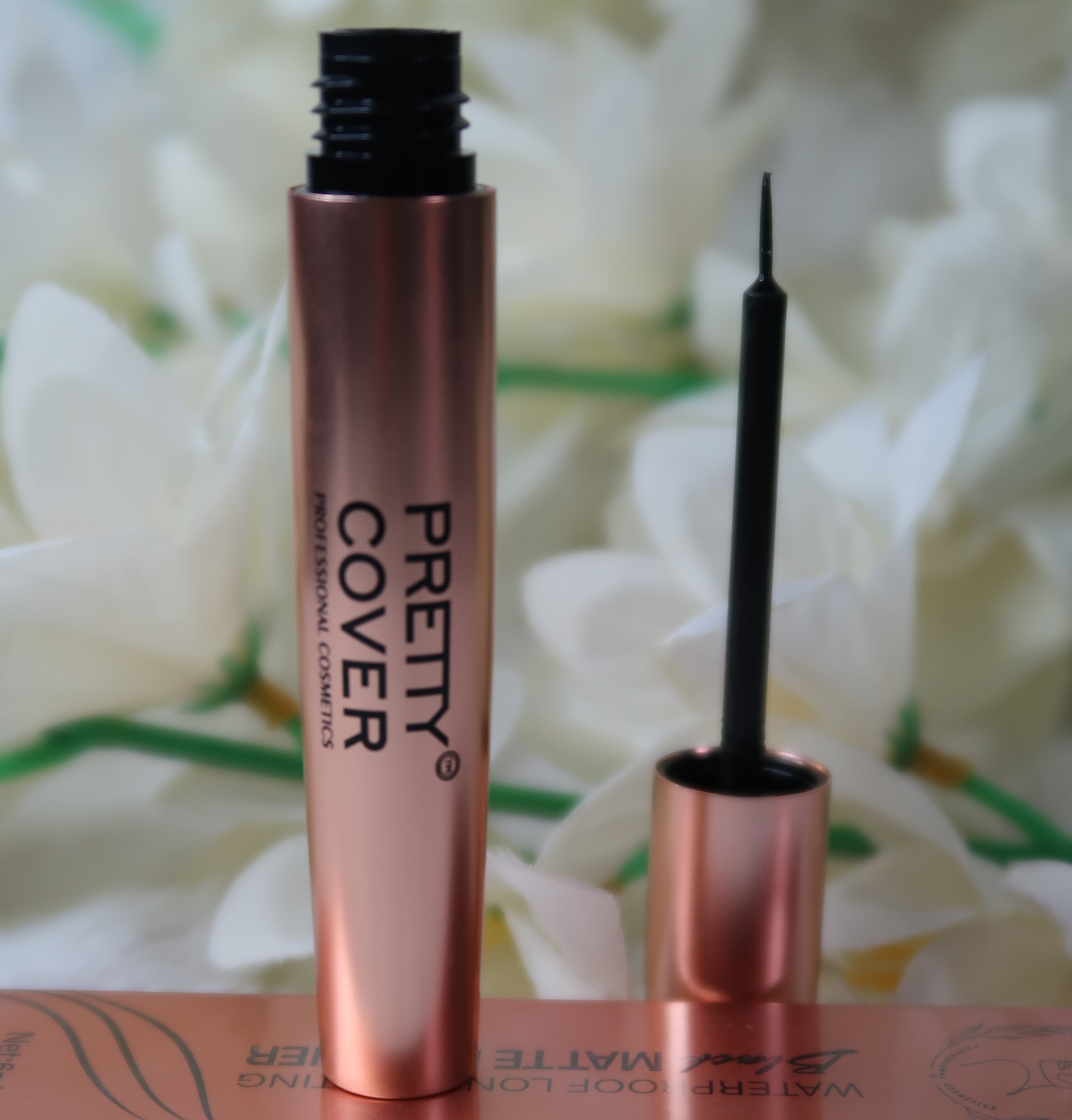 Waterproof long lasting black matte eyeliner