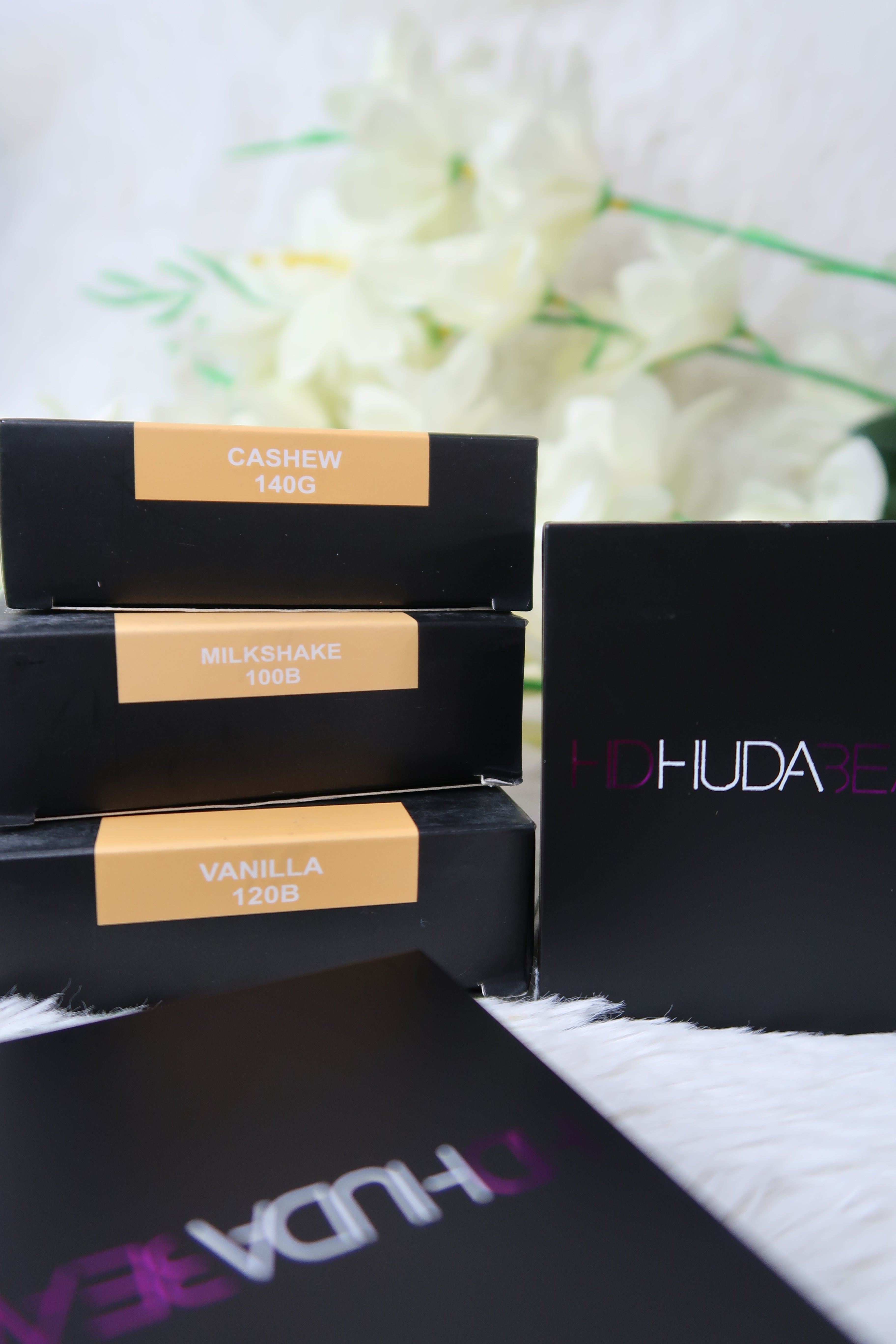 HUDA BEAUTY Easy pressed Baking & Setting Powder 2 in 1