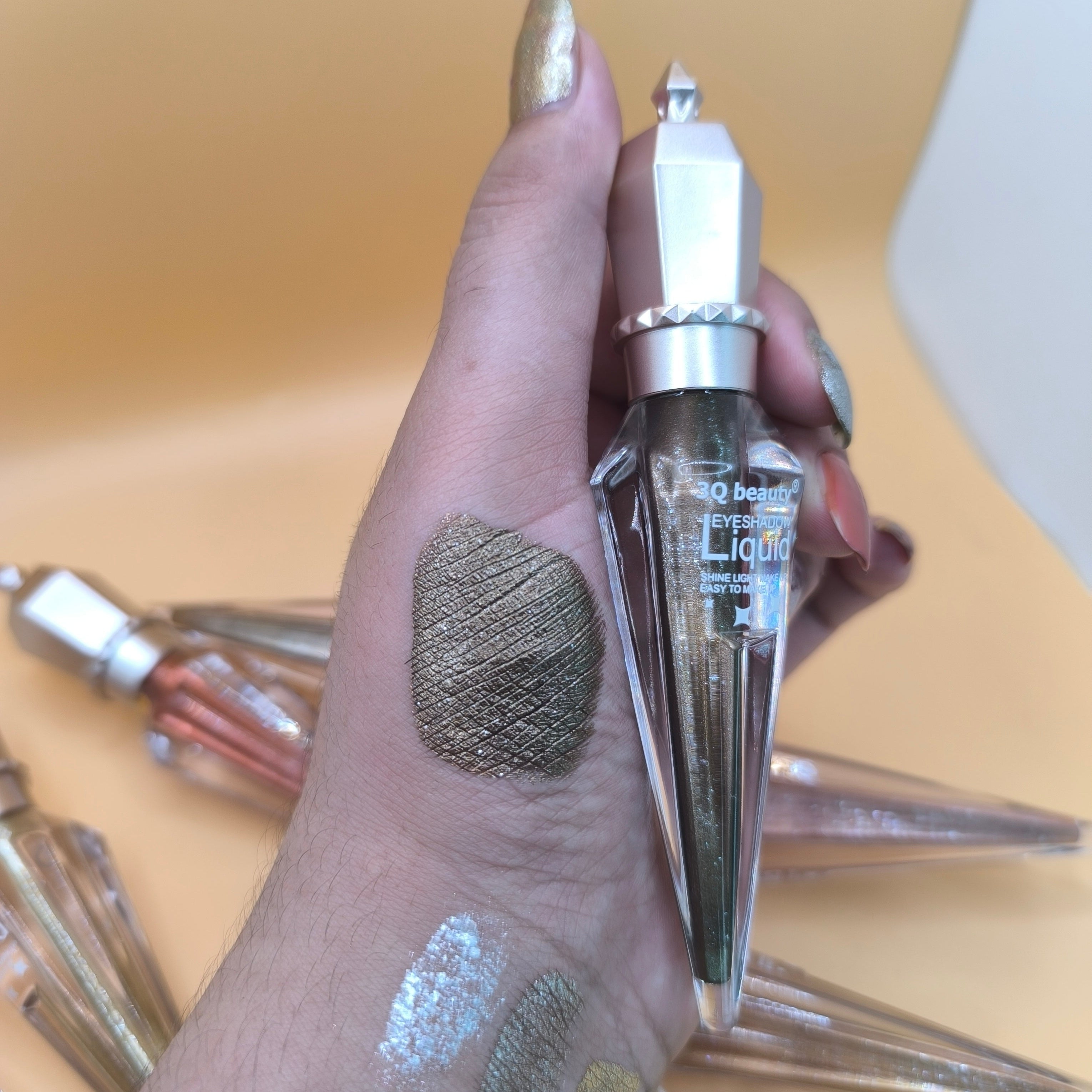 AQ Beauty Liquid Eyeshadow