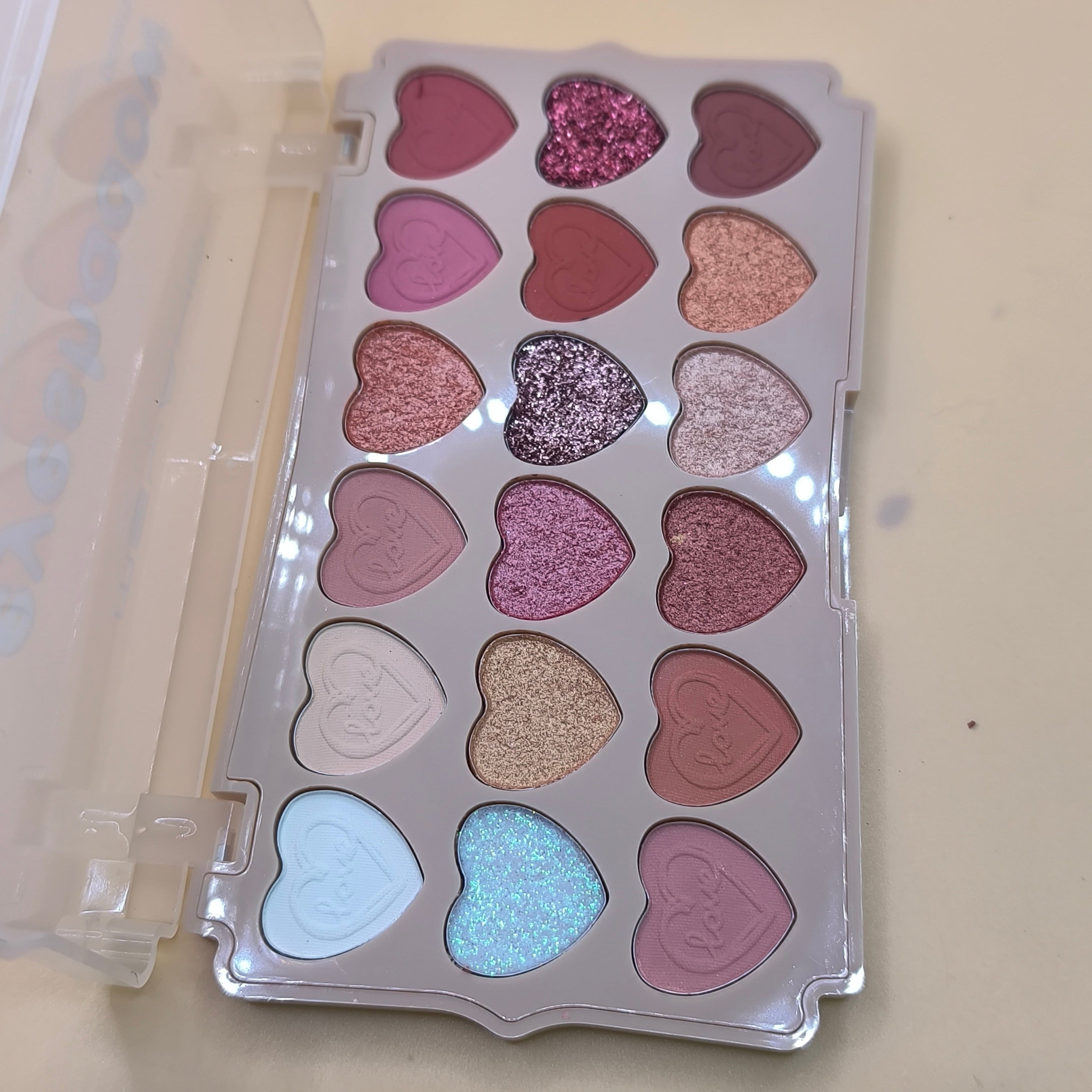 Msyaho Eyeshadow palette