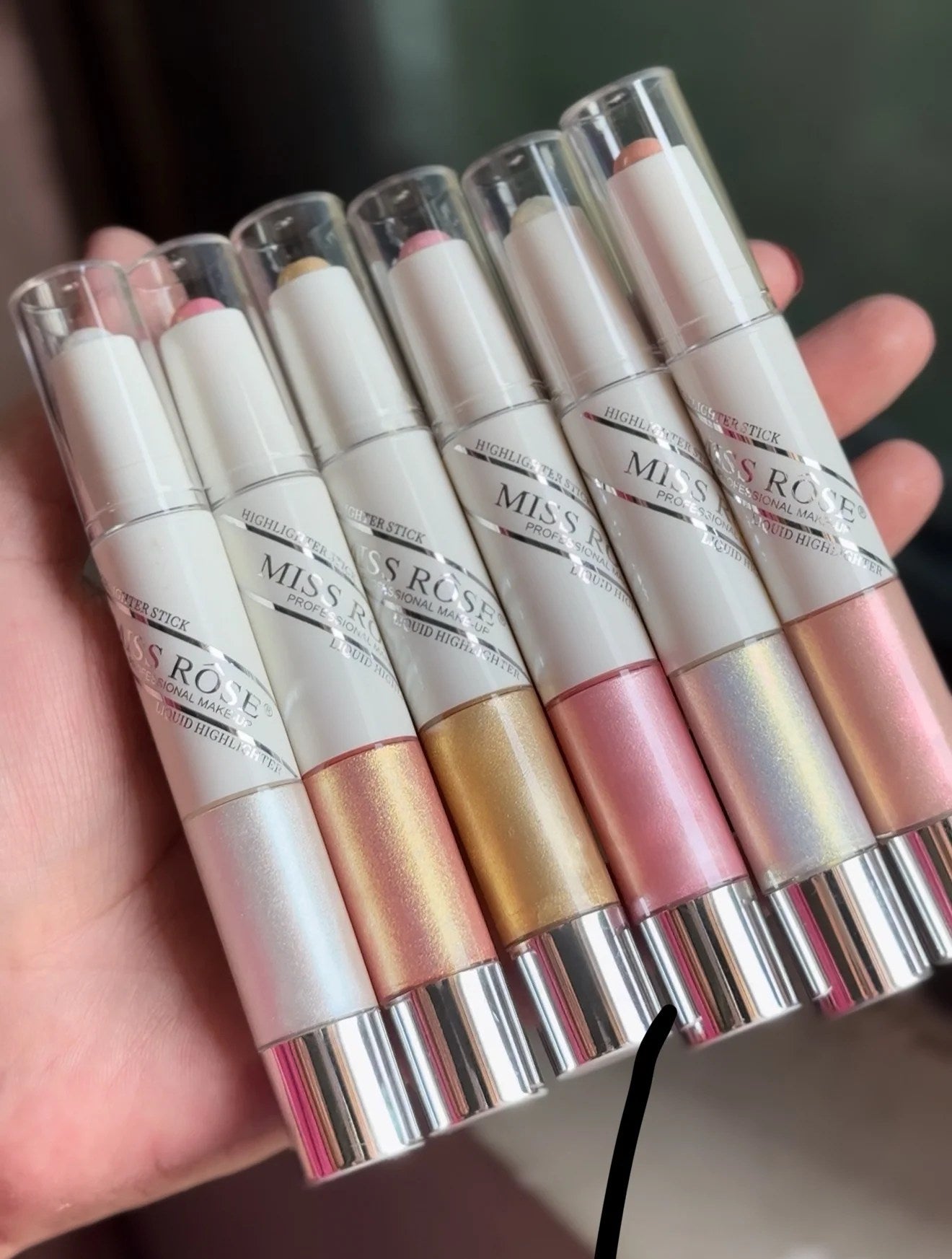 Miss Rose 2 in 1 Stick Liquid Highlighter